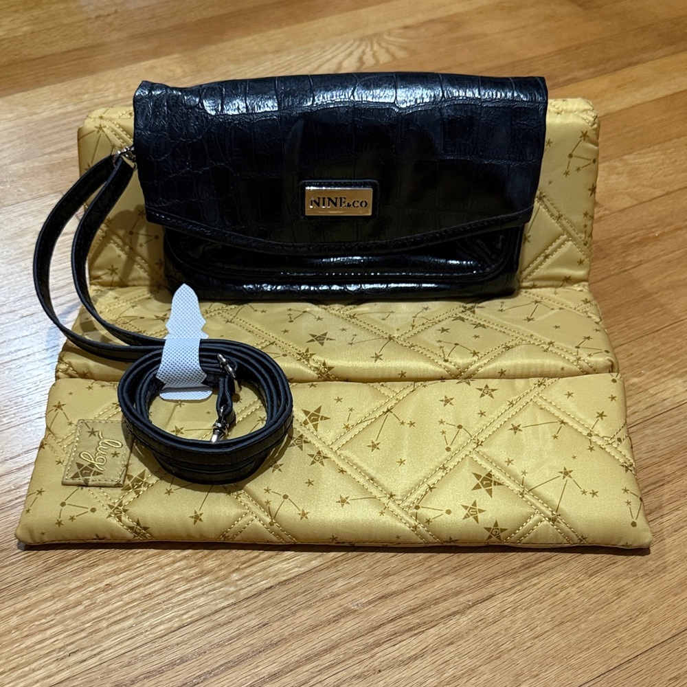 Nine & Co. Black Croc-Embossed Convertible Crossbody Clutch